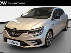 Gris Utilisé 2024 Renault Mégane IV Techno Berline | 22 490 € (Prix juste)