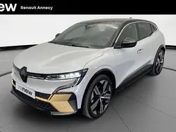 Gris Utilisé 2022 Renault Mégane Iconic Berline | 24 990 € (Prix juste)