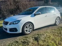 Blanc Utilisé 2020 Peugeot 308 Business-Line Berline | 12 200 € (Bon prix)