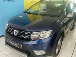 Bleu Utilisé 2019 Dacia Sandero Stepway Citadine | 10 199 € (Prix juste)