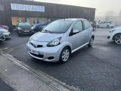Gris Utilisé 2009 Toyota Aygo Citadine | 5 990 € (Prix juste)