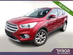 Rouge Utilisé 2017 Ford Kuga Titanium SUV | 12 588 € (Prix juste)