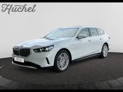 Blanc Utilisé 2024 BMW 530e Comfort Edition | 69 970 € (Prix cher)