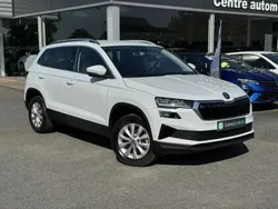 Blanc Utilisé 2024 Skoda Karoq Ambition SUV | 27 480 € (Prix juste)