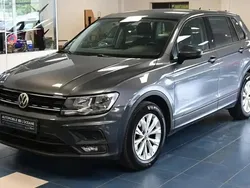 Gris Utilisé 2018 VW Tiguan Trendline SUV | 16 497 € (Prix juste)
