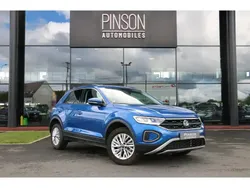 Bleu Utilisé 2023 VW T-Roc Life SUV | 23 490 € (Prix juste)