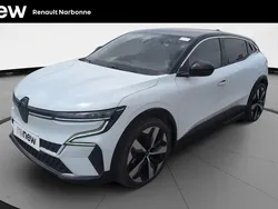 Blanc Utilisé 2024 Renault Mégane Techno Berline | 29 990 € (Prix juste)