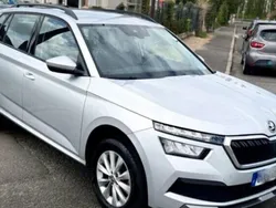 Gris Utilisé 2022 Skoda Kamiq Business Line SUV | 19 990 € (Prix juste)