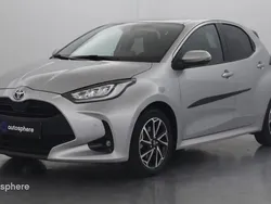 Utilisé 2022 Toyota Yaris Hybrid Design Berline | 18 999 € (Prix juste)