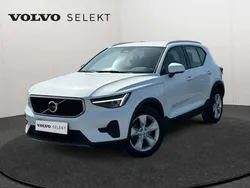 Blanc Utilisé 2023 Volvo XC40 Core SUV | 32 810 € (Prix juste)
