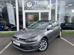 Gris Utilisé 2016 VW Golf VII Highline Berline | 17 990 € (Prix assez cher)