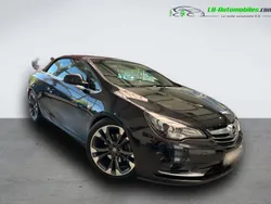Utilisé 2015 Opel Cascada Cabriolet | 18 900 € (Prix assez cher)