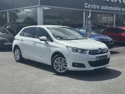 Blanc Utilisé 2016 Citroën C4 PureTech Berline | 7 980 € (Prix juste)