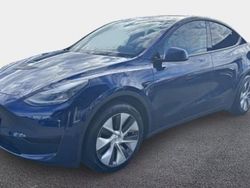 Utilisé 2024 Tesla Model Y Standard Range SUV | 33 890 € (Prix juste)