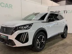 Blanc Utilisé 2024 Peugeot 2008 SUV | 26 990 €