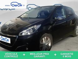 Noir Utilisé 2018 Peugeot 208 Style Citadine | 6 990 € (Prix juste)