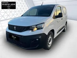 Blanc Utilisé 2023 Peugeot E-Partner Monospace | 24 980 €