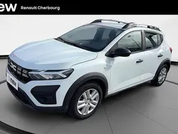 Blanc Utilisé 2024 Dacia Sandero Essentiel Citadine | 15 390 € (Prix juste)