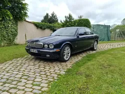 Jaguar XJ8