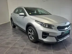Gris Utilisé 2021 Kia XCeed Active SUV | 19 390 € (Prix juste)