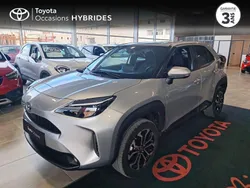 Gris Utilisé 2024 Toyota Yaris Hybrid Design | 24 490 € (Prix juste)