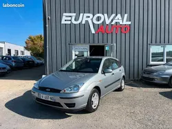 Gris Utilisé 2004 Ford Focus Ambiente | 4 990 €