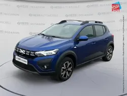 Bleu Utilisé 2024 Dacia Sandero Expression Citadine | 15 999 € (Prix juste)