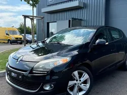 Noir Utilisé 2012 Renault Mégane III Bose Edition Berline | 5 990 € (Prix juste)