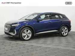 Bleu navarre métallisé Utilisé 2025 Audi Q4 e-tron S-Line SUV | 59 990 € (Prix cher)