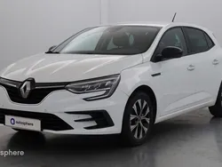 Blanc Utilisé 2022 Renault Mégane IV LIMITED Berline | 17 499 € (Prix juste)