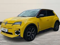 Vert Nouvelle 2024 Renault R5 Techno Citadine | 30 799 €