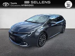 Blanc Utilisé 2024 Toyota Corolla Design | 28 480 € (Prix juste)