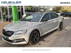 Gris Utilisé 2023 Skoda Superb SportLine Berline | 35 490 € (Prix juste)