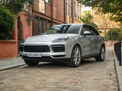 Gris Utilisé 2018 Porsche Cayenne SUV | 54 900 €