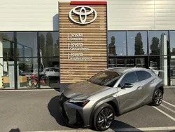 Gris Utilisé 2023 Lexus UX 250h Sport Design Packet SUV | 29 480 € (Bon prix)