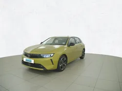 Jaune Utilisé 2024 Opel Astra Berline | 24 590 € (Prix juste)
