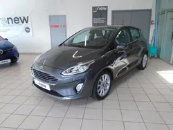 Gris Utilisé 2017 Ford Fiesta Titanium Citadine | 12 990 € (Prix juste)