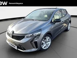 Gris Utilisé 2024 Renault Clio V Evolution Citadine | 16 990 € (Prix juste)