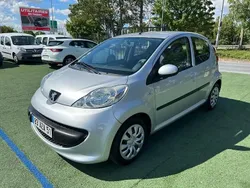 Gris Utilisé 2009 Peugeot 107 Citadine | 2 990 €