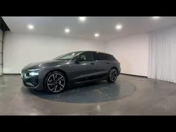 Gris daytona nacré Utilisé 2025 Audi A6 e-tron S-Line Break | 87 490 € (Bon prix)