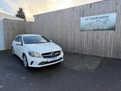 Blanc Occasion 2017 Mercedes A180 Berline | 13 990 € (Prix juste)