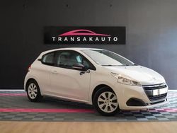 Blanc Utilisé 2016 Peugeot 208 Citadine | 4 990 € (Prix juste)