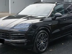 Utilisé 2024 Porsche Cayenne SUV | 108 990 € (Super prix)
