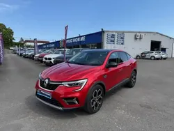 Rouge Utilisé 2023 Renault Arkana Techno SUV | 23 990 € (Prix juste)