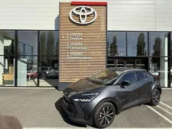 Utilisé 2024 Toyota C-HR Design SUV | 28 880 € (Bon prix)
