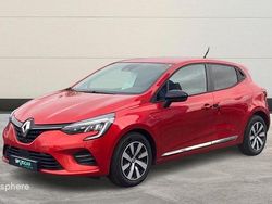 Rouge Utilisé 2022 Renault Clio V Evolution Berline | 13 999 € (Prix juste)