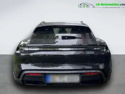 Utilisé 2024 Porsche Taycan Berline | 106 100 € (Prix cher)