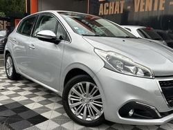 Utilisé 2016 Peugeot 208 Allure Citadine | 6 490 € (Prix juste)
