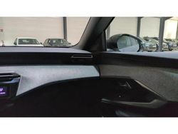 Gris Nouvelle 2025 Peugeot 5008 Allure SUV | 33 490 € (Prix juste)