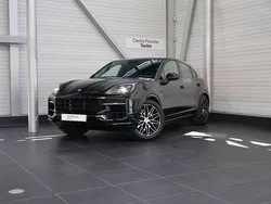 Noir Utilisé 2024 Porsche Cayenne SUV | 127 990 € (Prix cher)